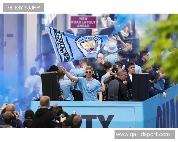 德布劳内与迪巴拉罚点后受伤专家分析等待时间过长致肌肉紧张 德布劳内与迪巴拉罚点后受伤专家分析等待时间过长致肌肉紧张