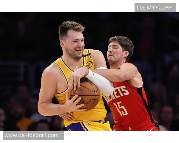 东契奇分享抖肩庆祝背后的心路历程与自发灵感